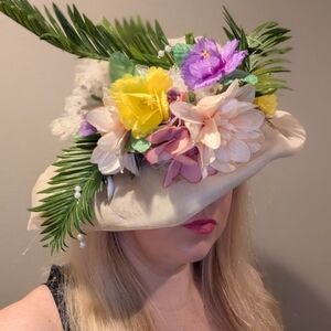 Vintage Cream Hat With Added Flowers